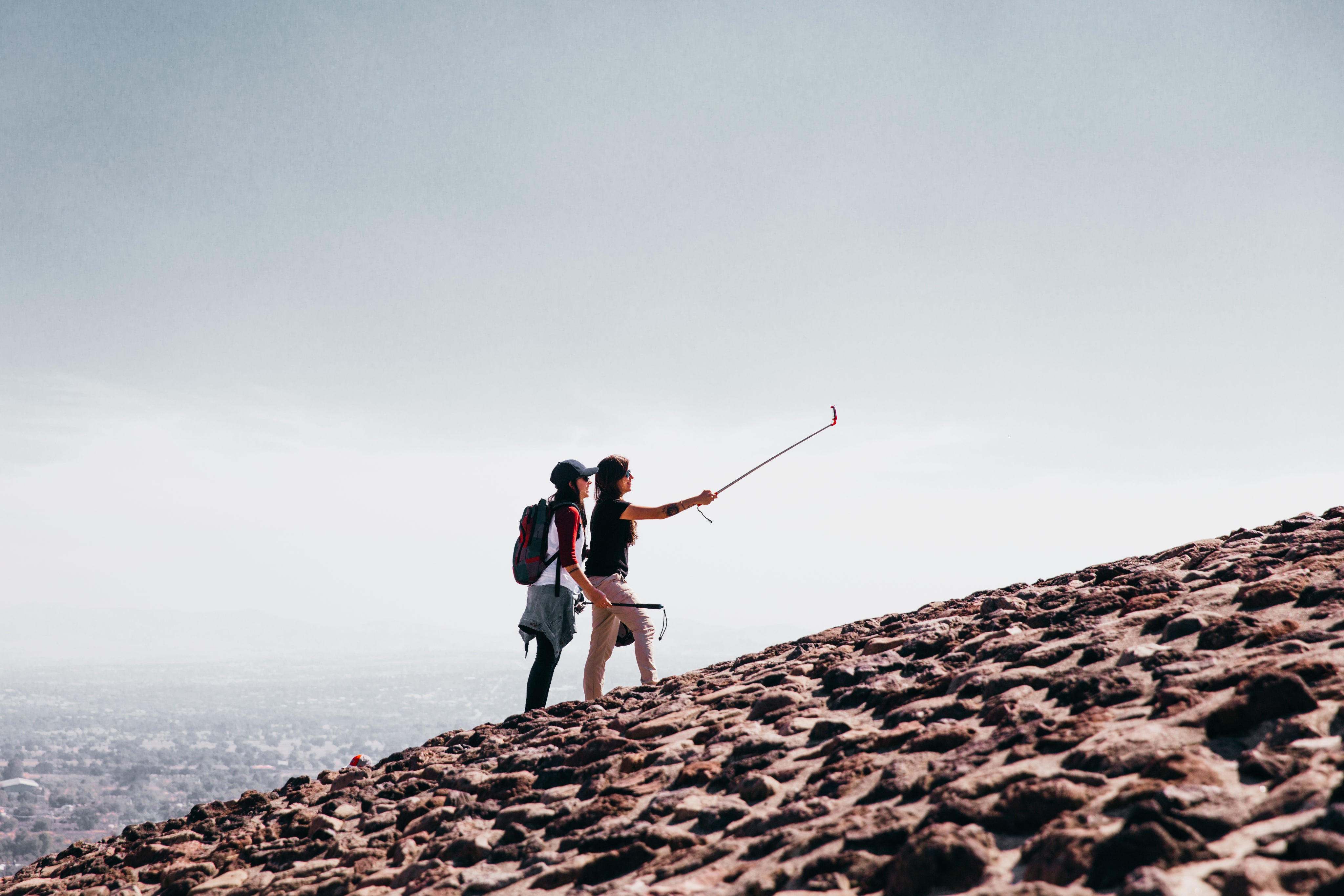 files/selfie-hikers-on-cobblestone-hill.jpg